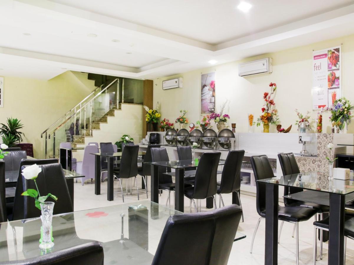 נקסר Vaccinated Staff - Capital O 454 Raising Hotel מראה חיצוני תמונה