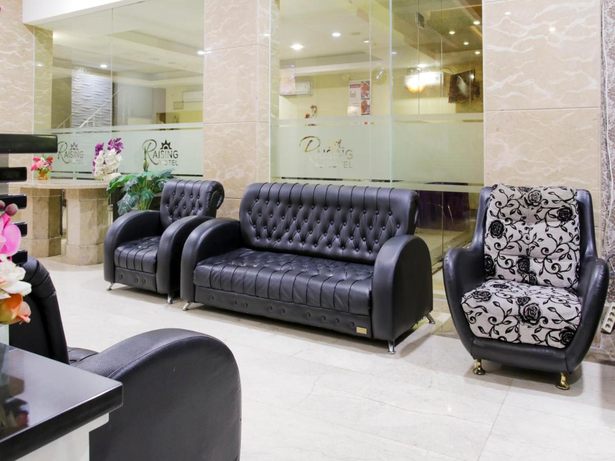 נקסר Vaccinated Staff - Capital O 454 Raising Hotel מראה חיצוני תמונה