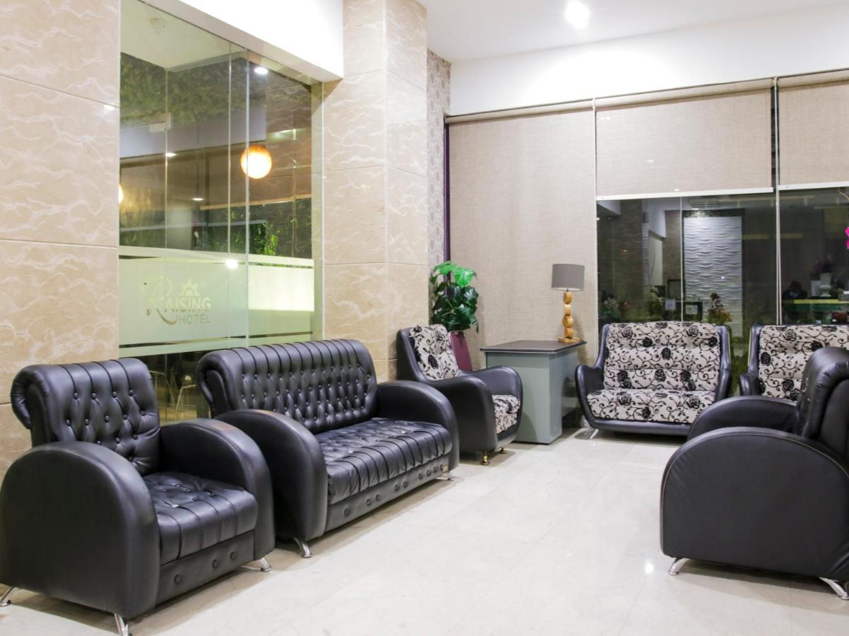 נקסר Vaccinated Staff - Capital O 454 Raising Hotel מראה חיצוני תמונה